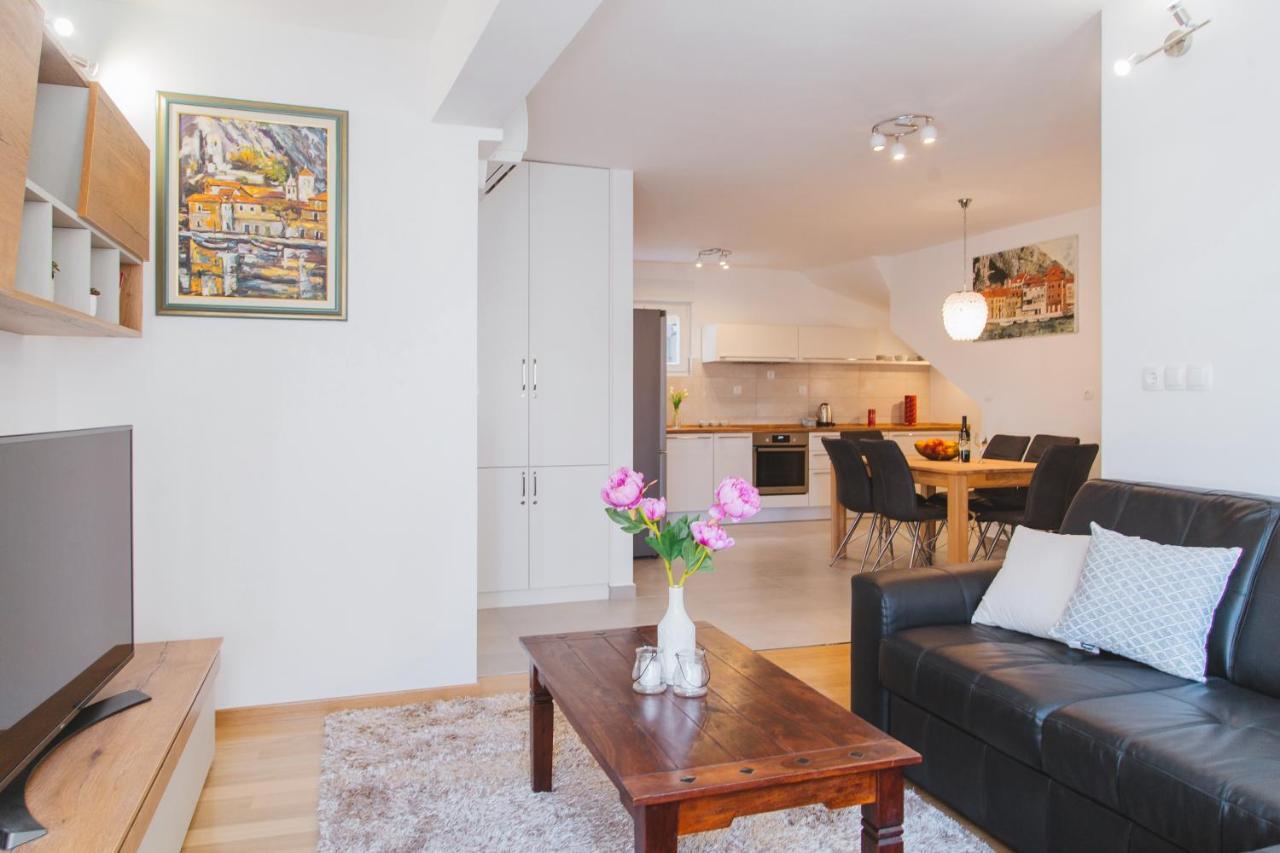 City Center Lux Apartment "Tonci" Omiš Esterno foto