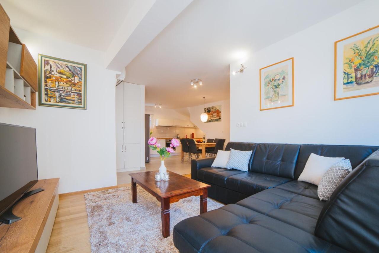 City Center Lux Apartment "Tonci" Omiš Esterno foto